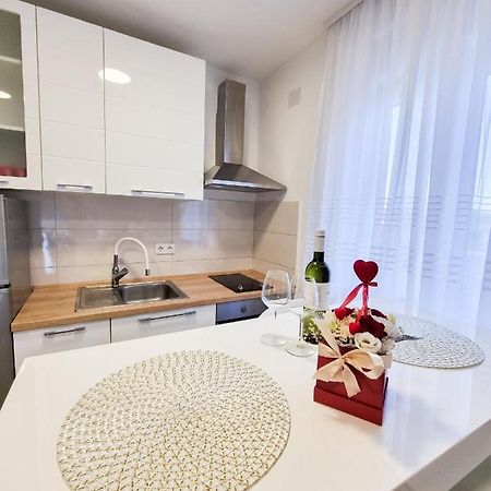 Apartment Ane 2 Tisno Extérieur photo