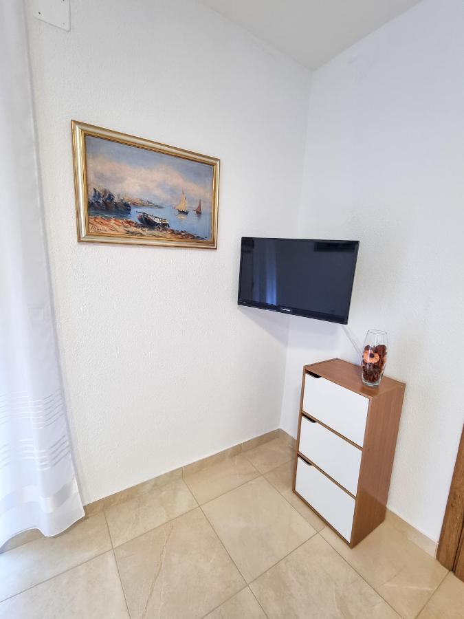 Apartment Ane 2 Tisno Extérieur photo